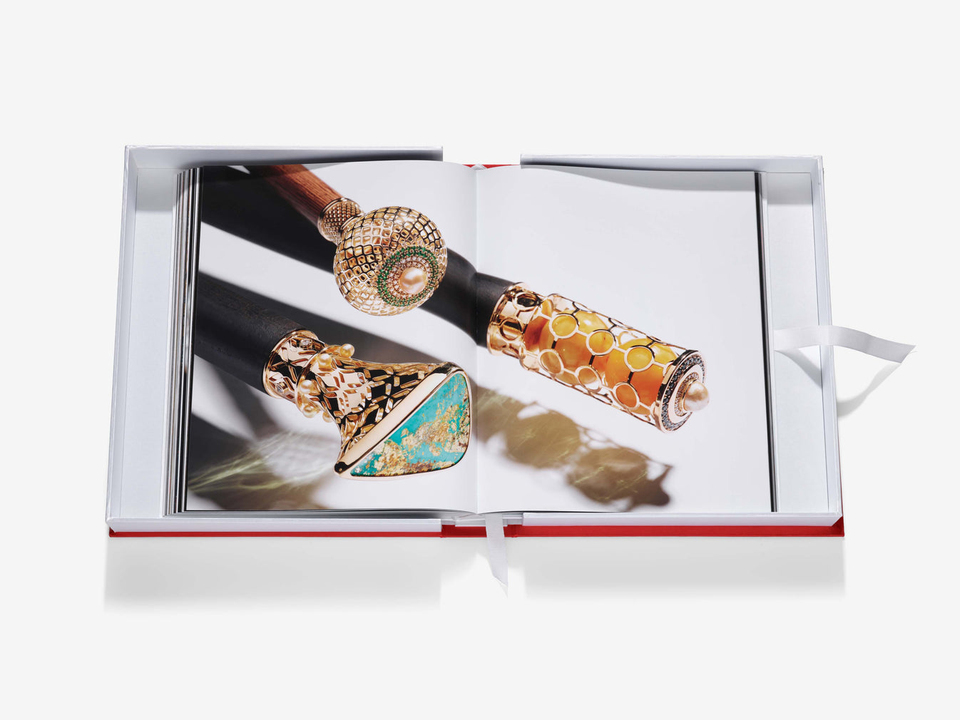 BAHRAIN PEARLS: Treasures From The Land Of Two Seas
