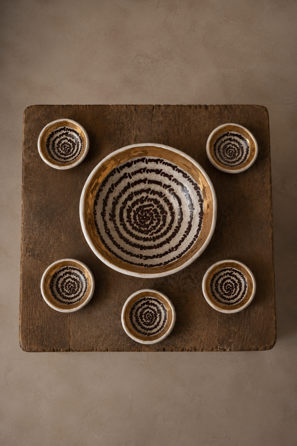 Gold & Script Bowl Set
